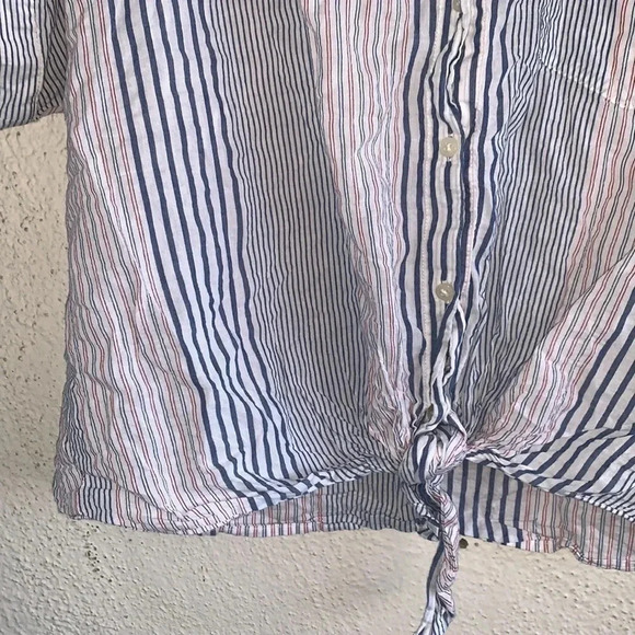 Madewell Short-Sleeve Tie-Front Shirt in Rawley Stripe Size Medium - Picture 4 of 9